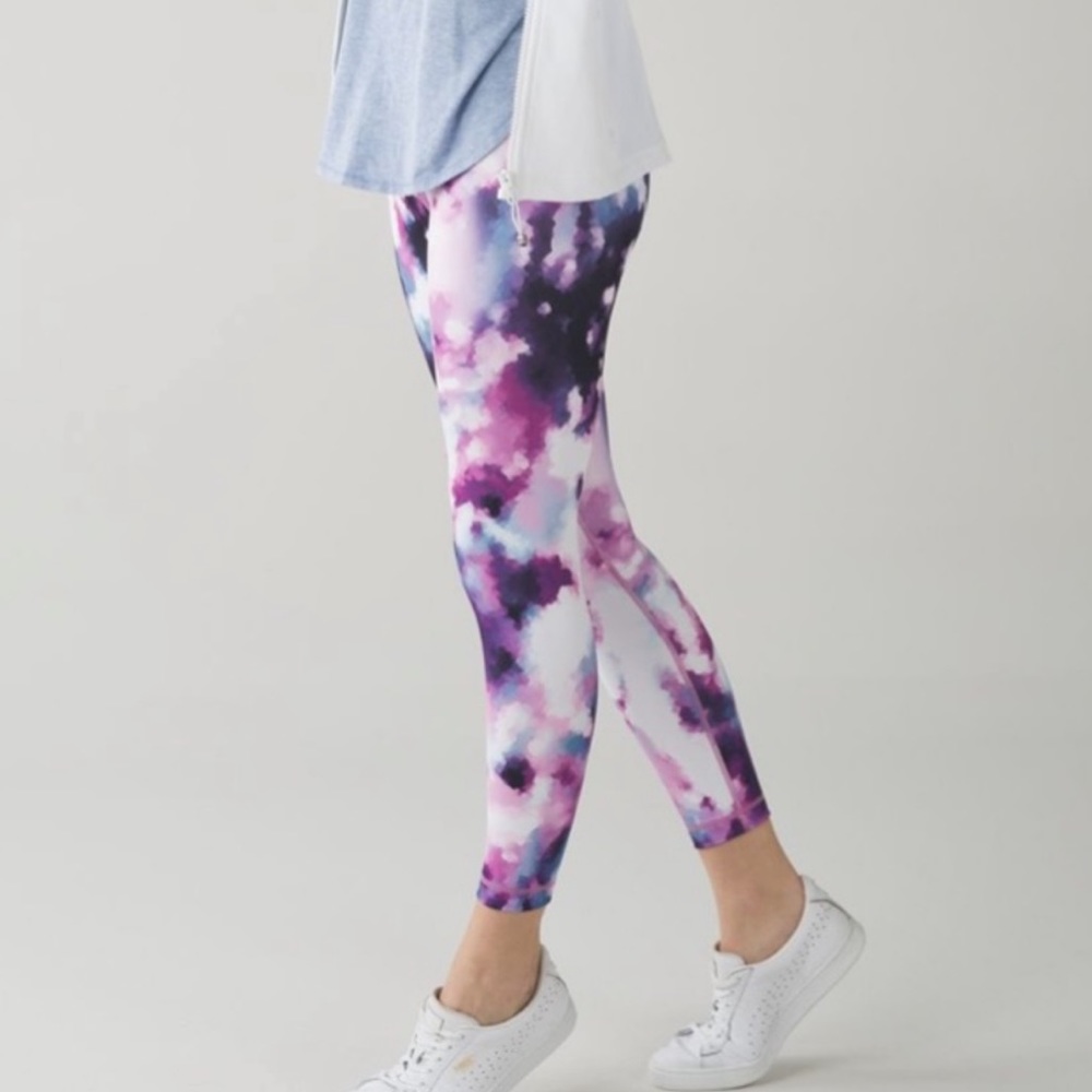 Lululemon High Life Leggings - Picture 5 of 9